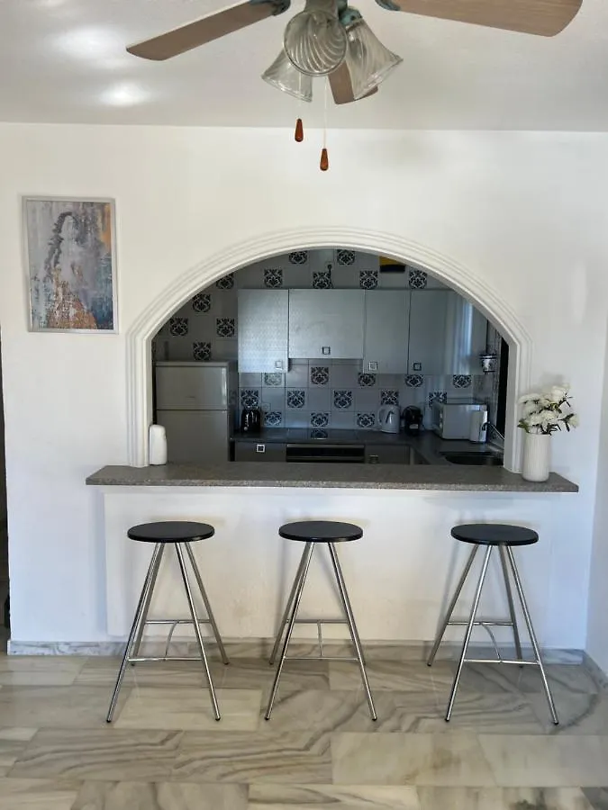 Casa Georgina - Cozy 2 Bed 2 Bath Groundfloor Apartment Sitio de Calahonda إسبانيا