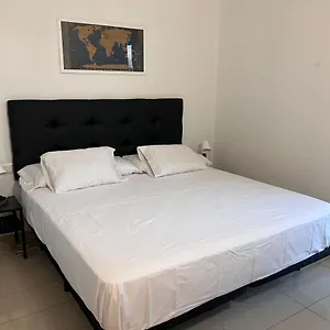 Fira Gran Via 2 - Private In A Shared - Privadas En Compartido , L'Hospitalet de Llobregat España