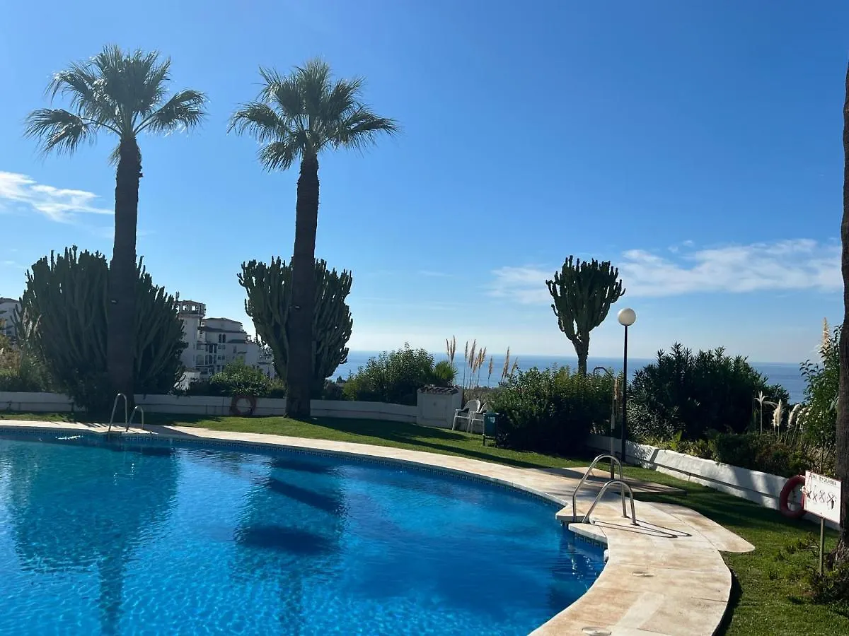 Casa Georgina - Cozy 2 Bed 2 Bath Groundfloor Apartment Sitio de Calahonda