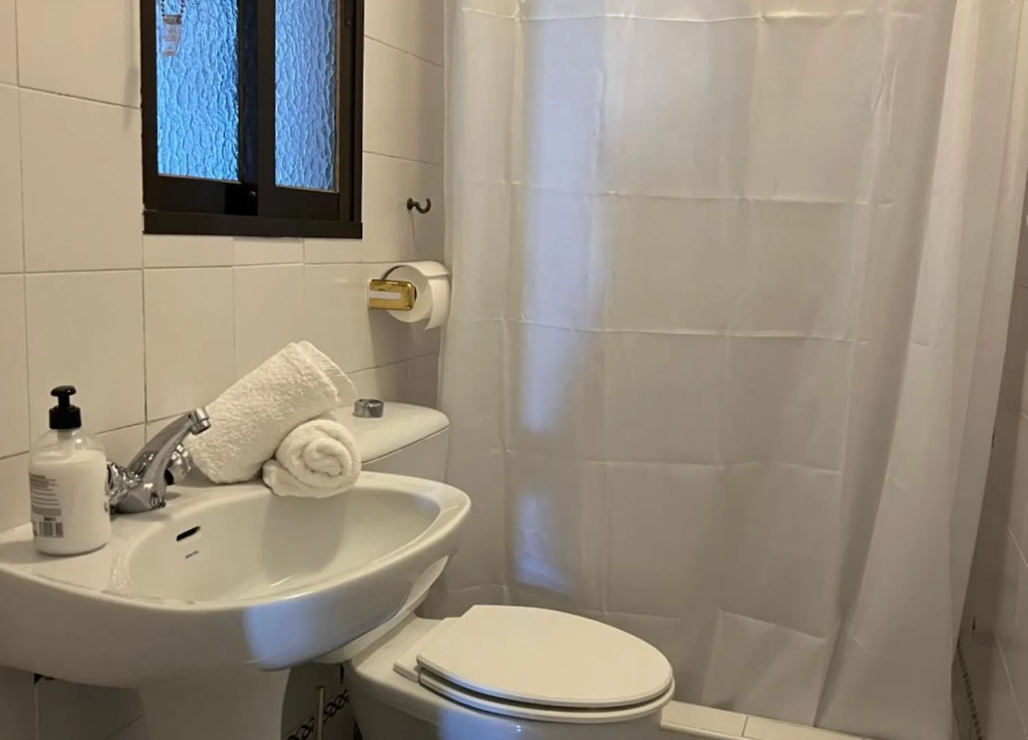 Casa Georgina - Cozy 2 Bed 2 Bath Groundfloor Apartment Sitio de Calahonda