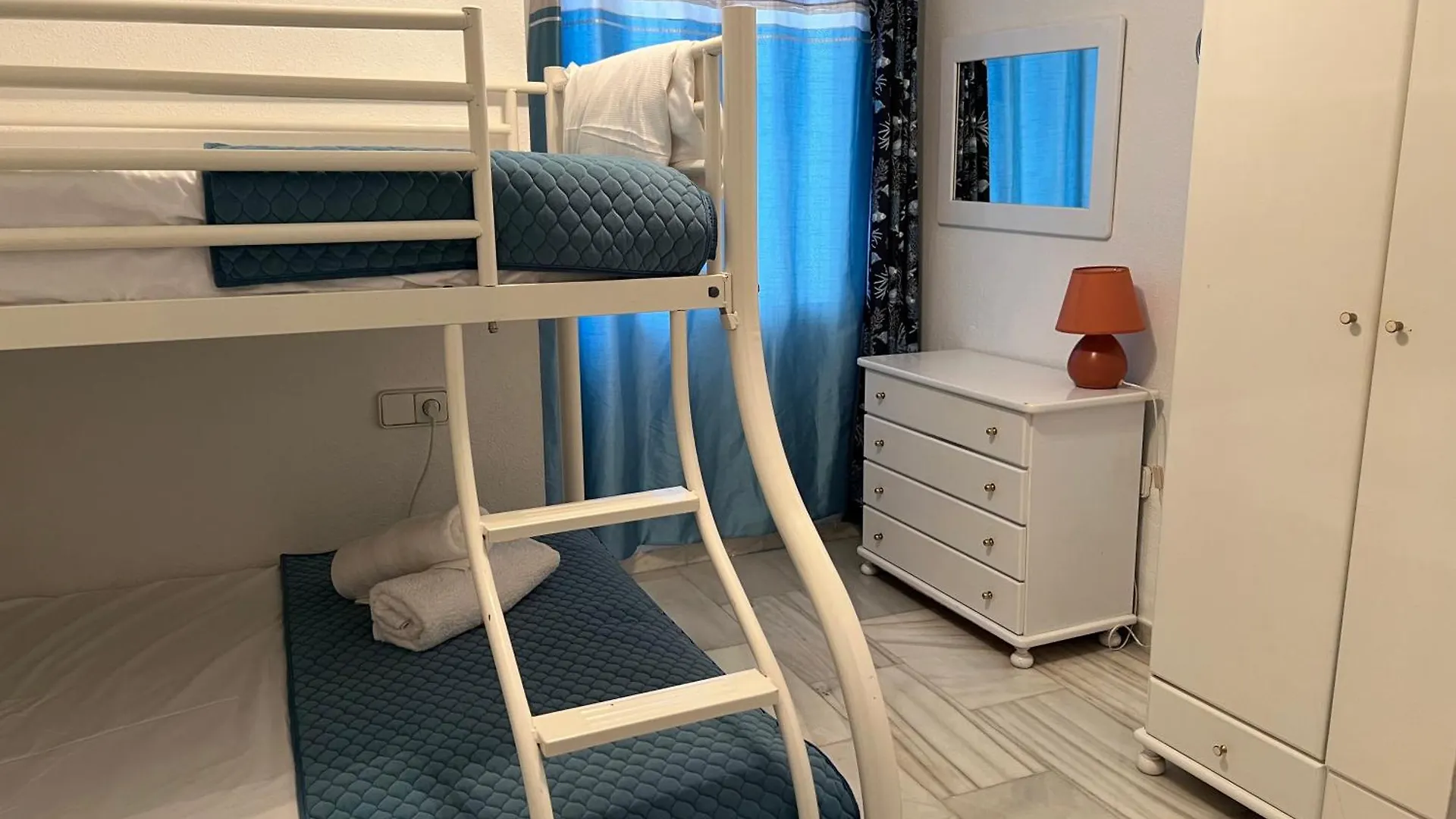 Casa Georgina - Cozy 2 Bed 2 Bath Groundfloor Apartment Sitio de Calahonda 0*,  Spain